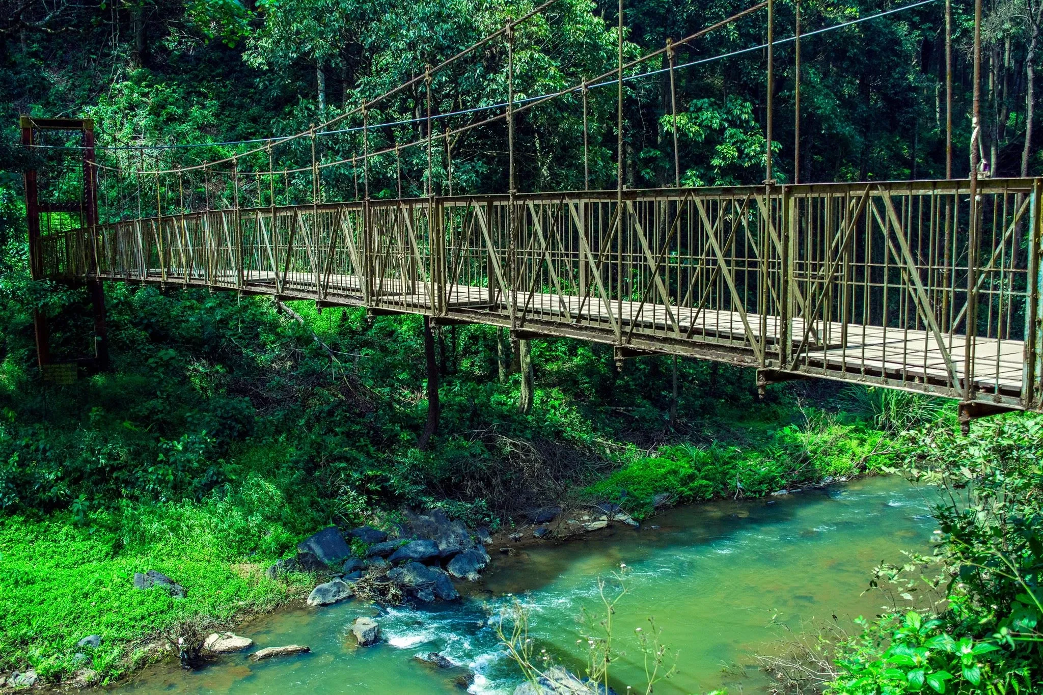 Viewing bridge angle at Abbey Falls Coorg