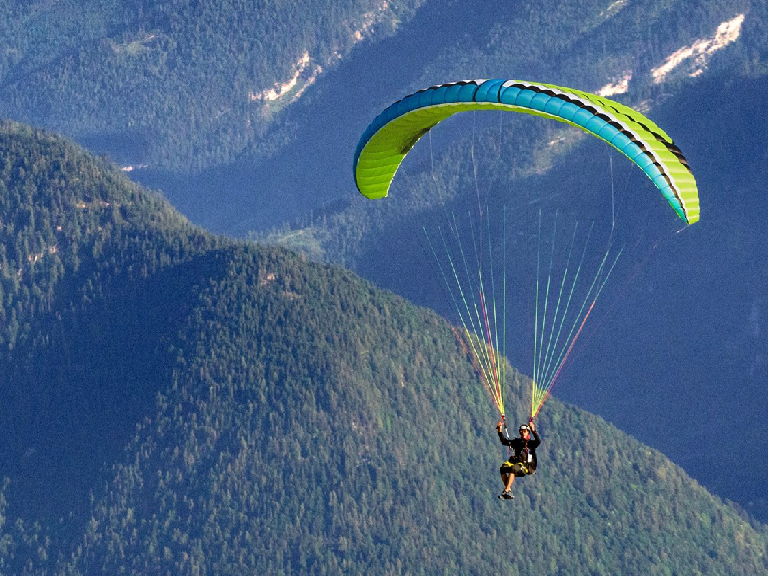 Paragliding in Billing Himachal