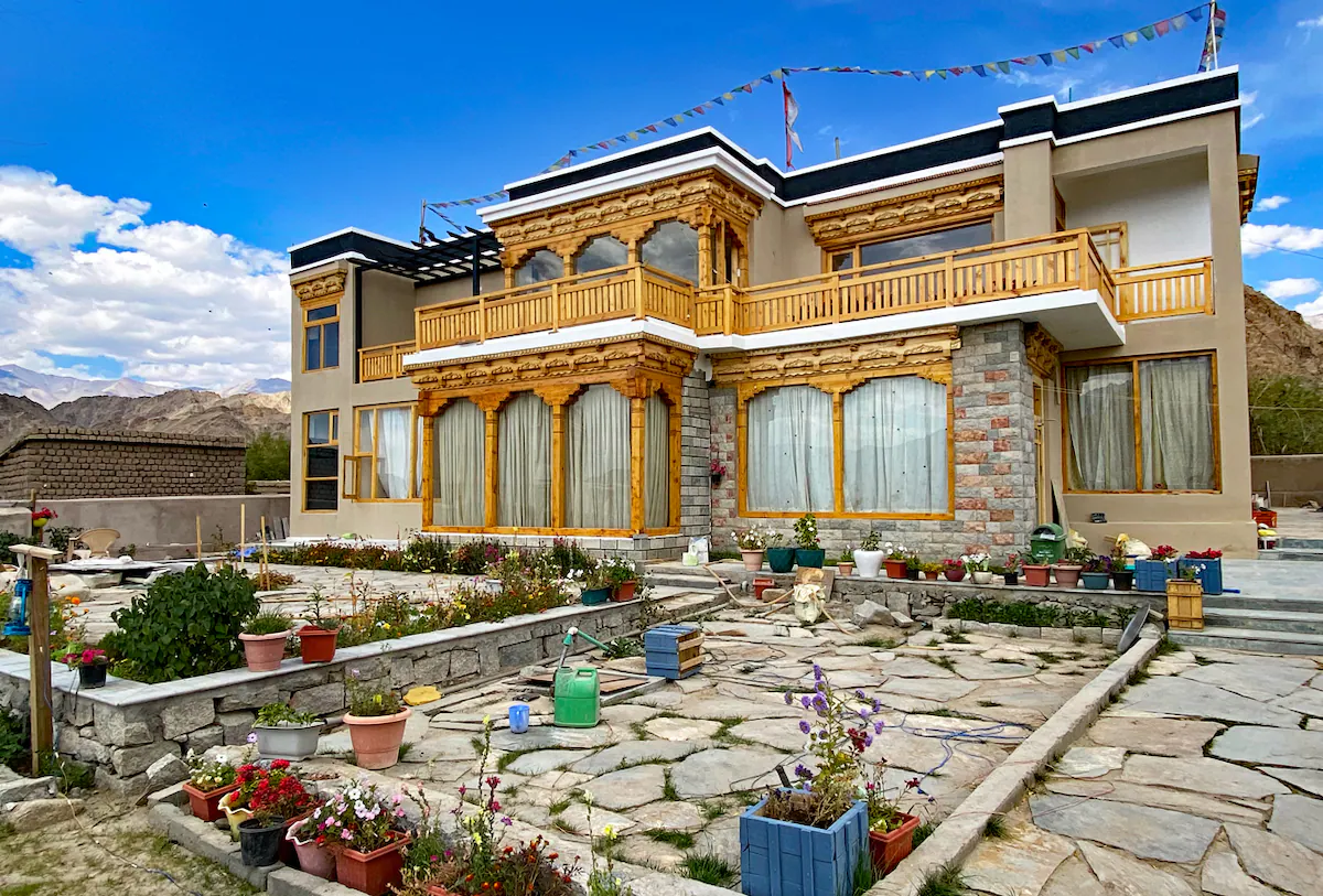 Traditional courtyard style Airbnb in Leh