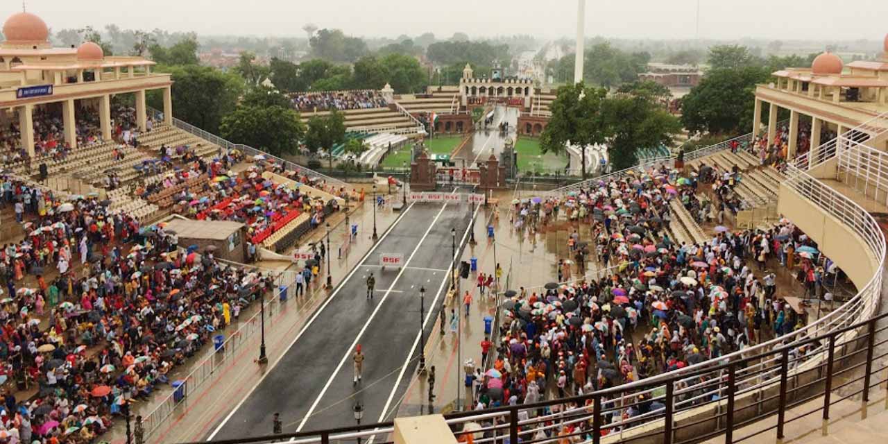 Wagah Border ceremony soldiers
