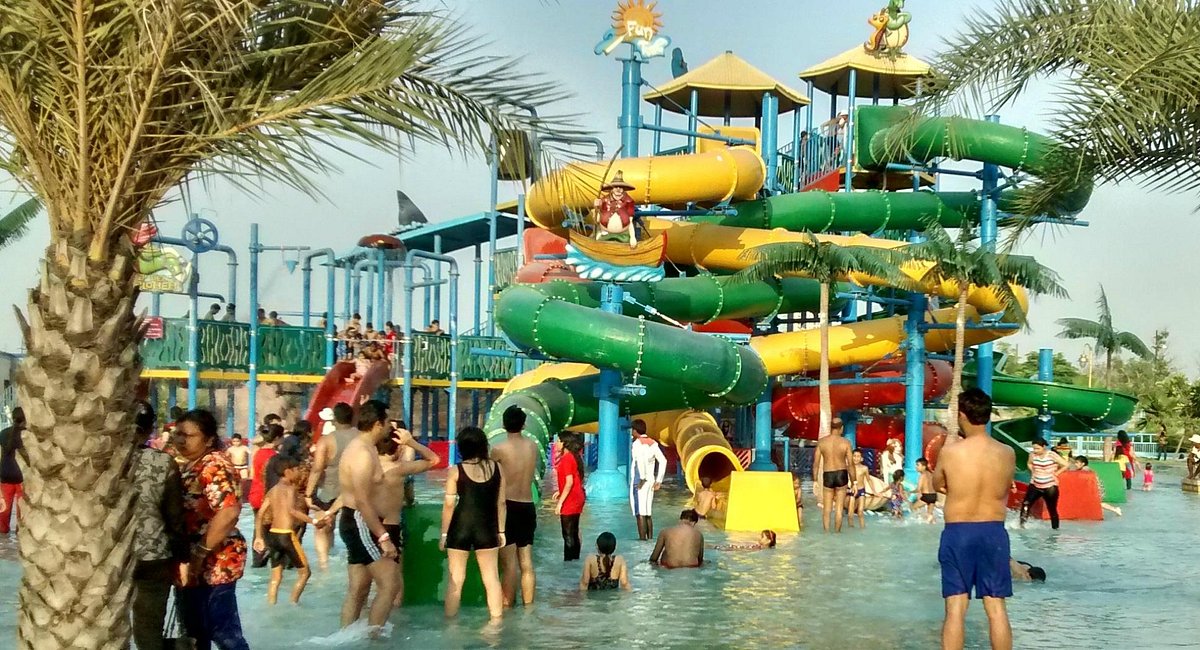 Worlds of Wonder amusement park Noida overview