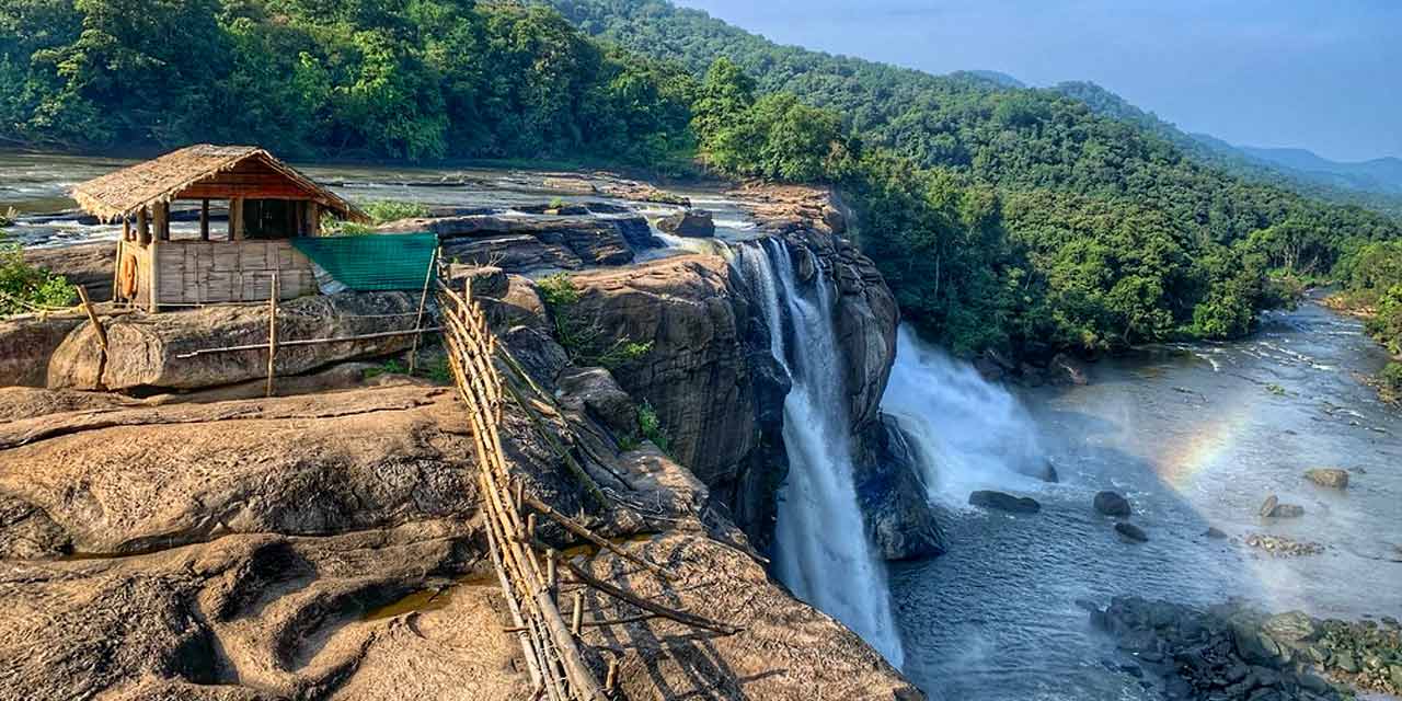 Main viewpoint at Athirappilly Waterfalls with panoramic view