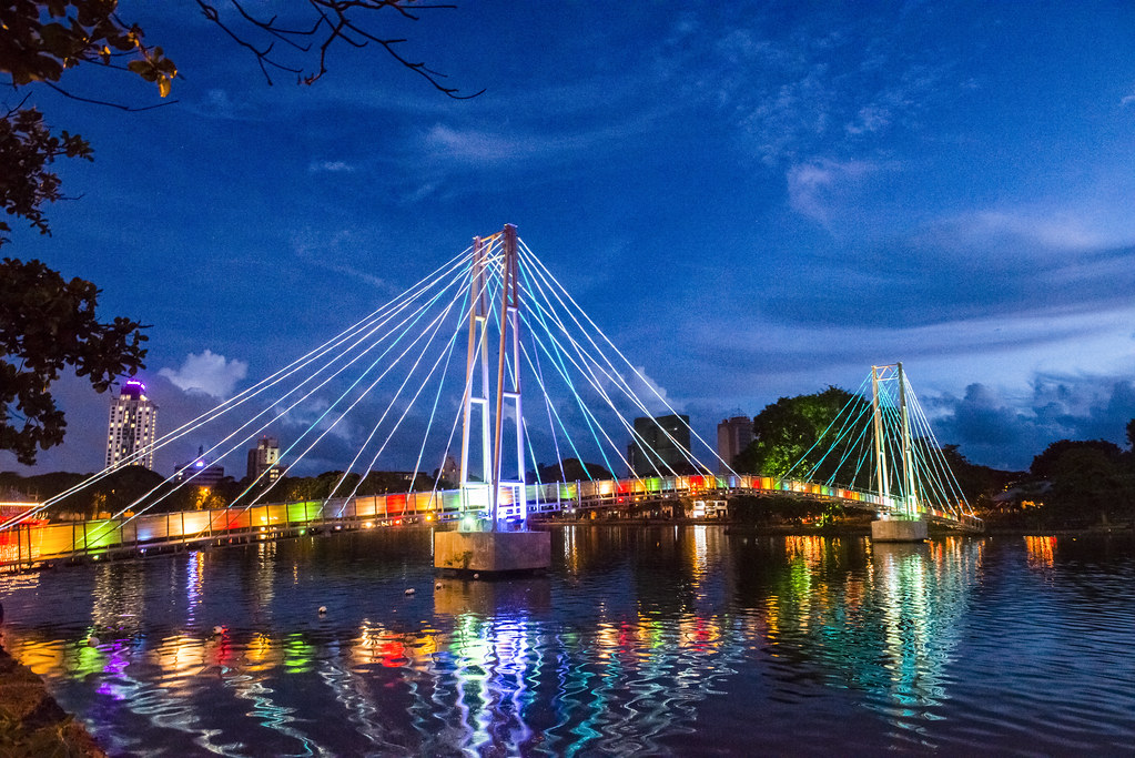 Evening bridge lights near Beira Lake Colombo