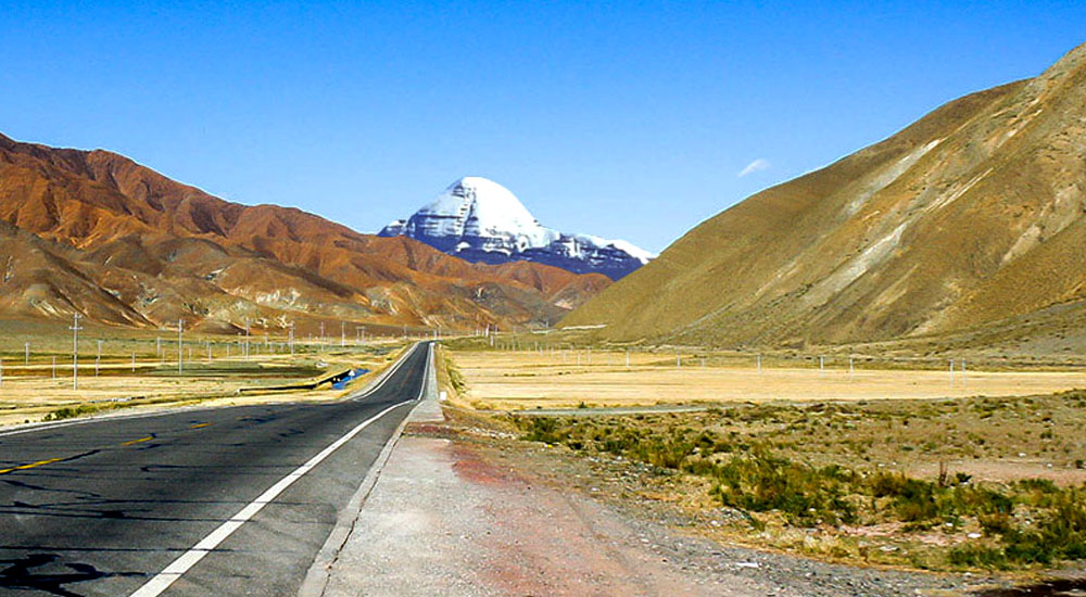 Mountain road segment during Char Dham Yatra