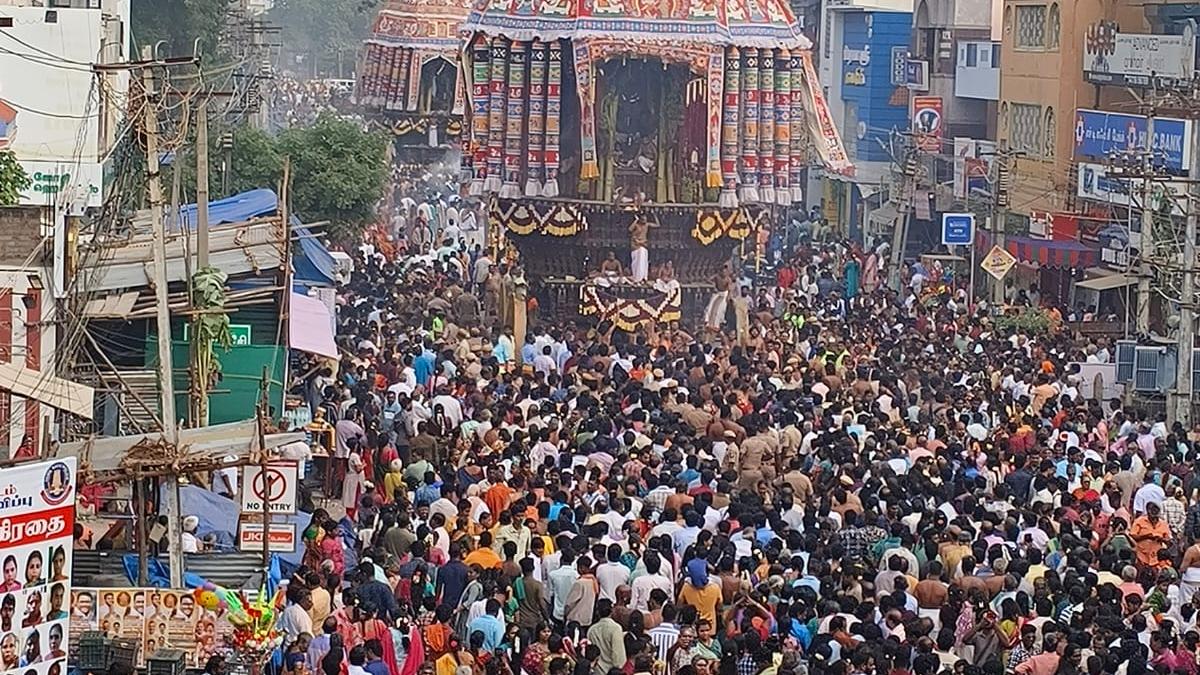 Grand festival procession at Chidambaram Nataraja temple