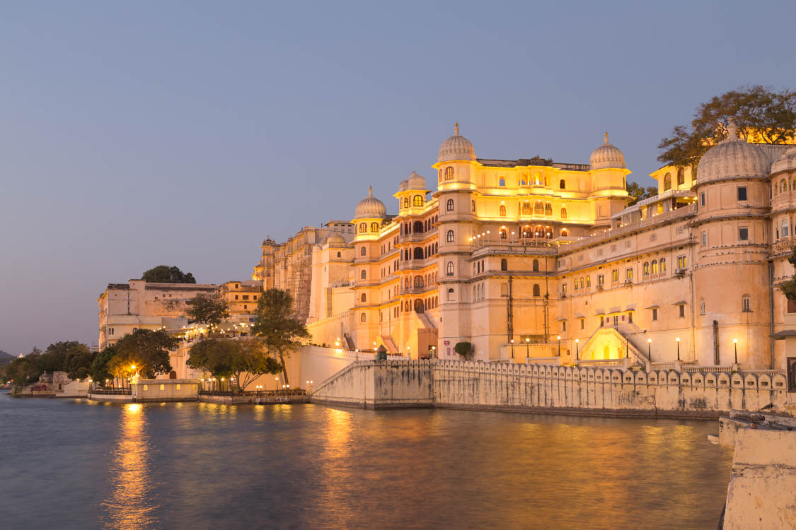 City Palace Udaipur Overview with Lake Pichola