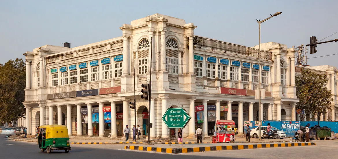 Connaught Place shopping and architecture in Delhi