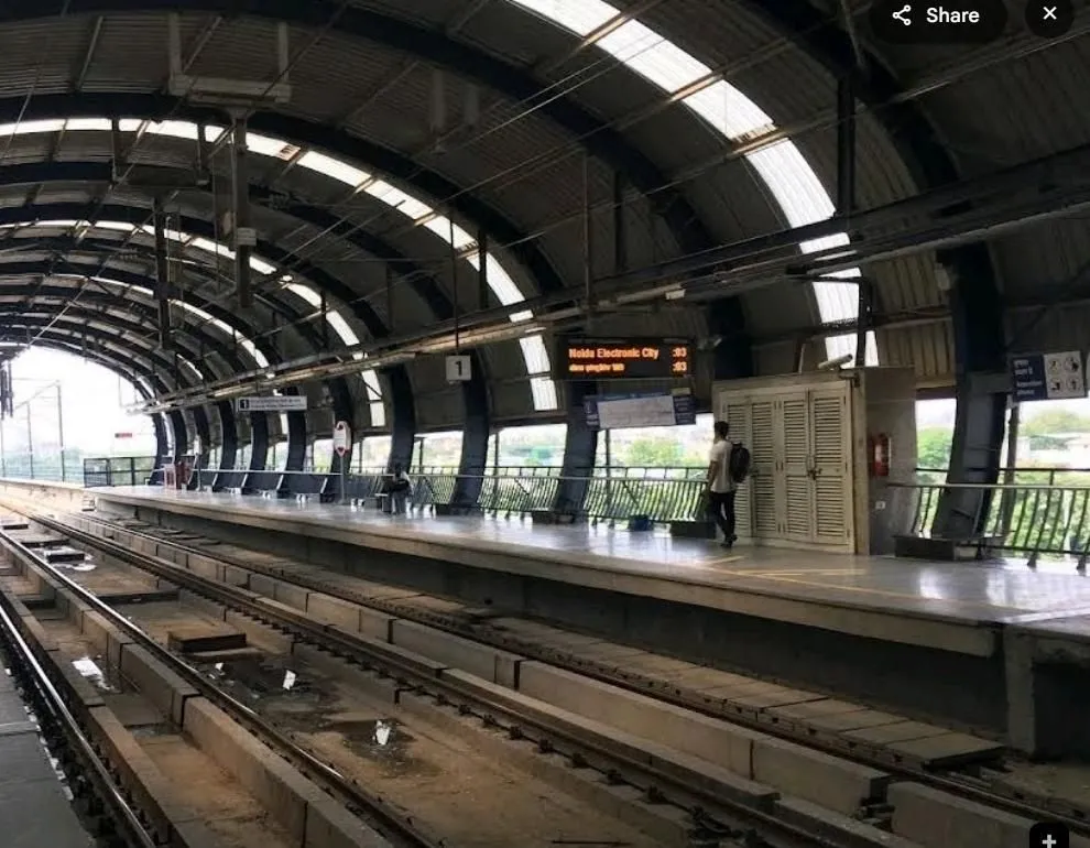 Rajiv Chowk metro entry near Connaught Place