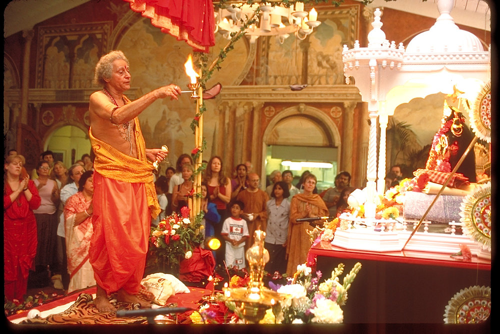 Festival celebration at Dakshinar Chakra Temple