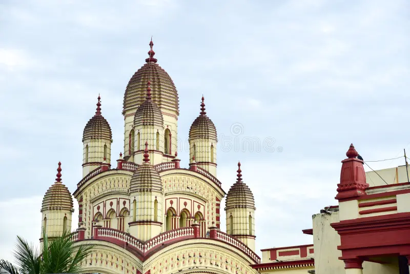 Dakshinar Chakra Temple exterior view
