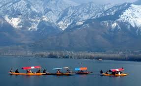 Shikara ride experience on Dal Lake Kashmir