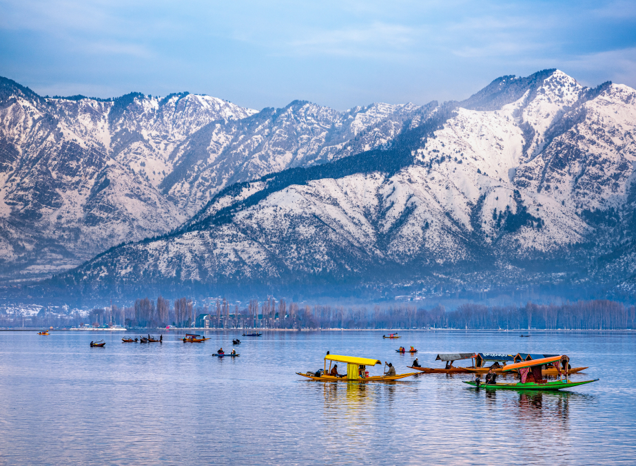 View of Dal Lake with surrounding mountains