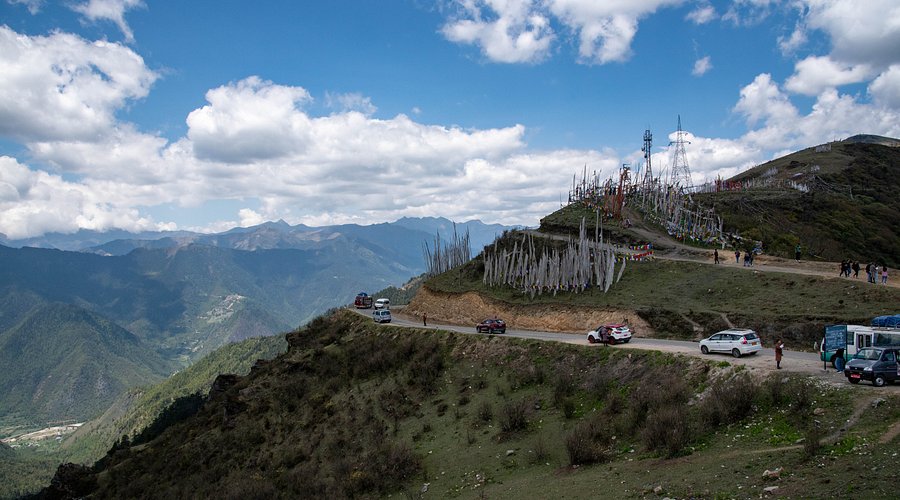 Mountain road entry route toward Bhutan
