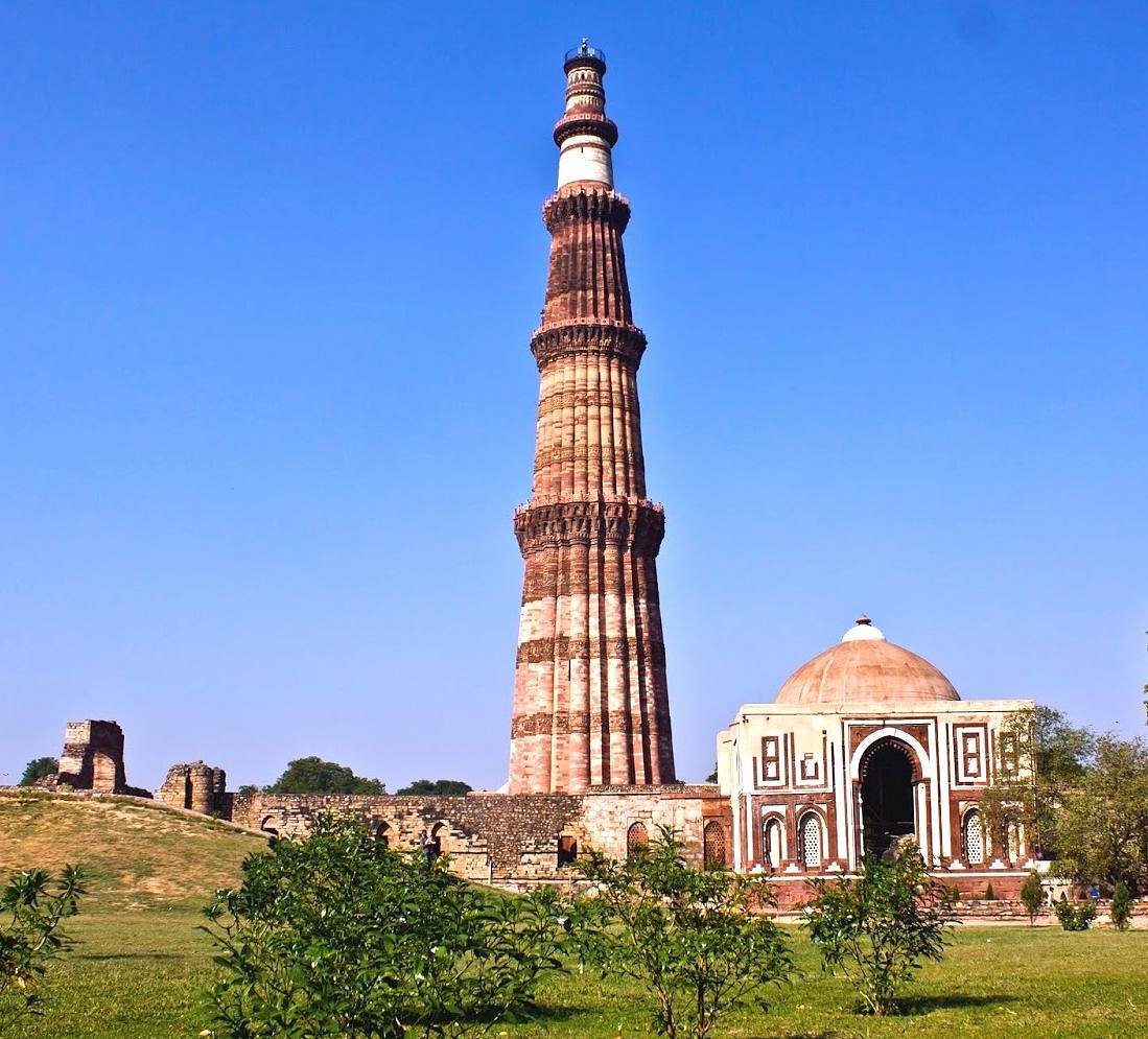 Qutub Minar towering against the sky