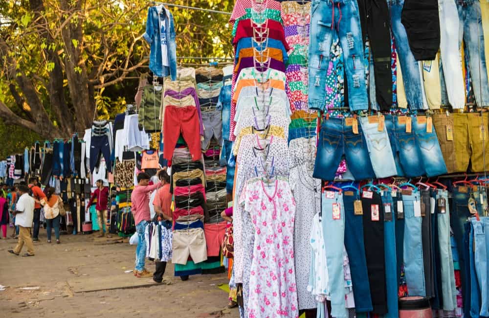 Fashion Street Mumbai timings
