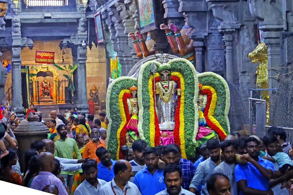 Temple procession and devotional gathering in Chittoor