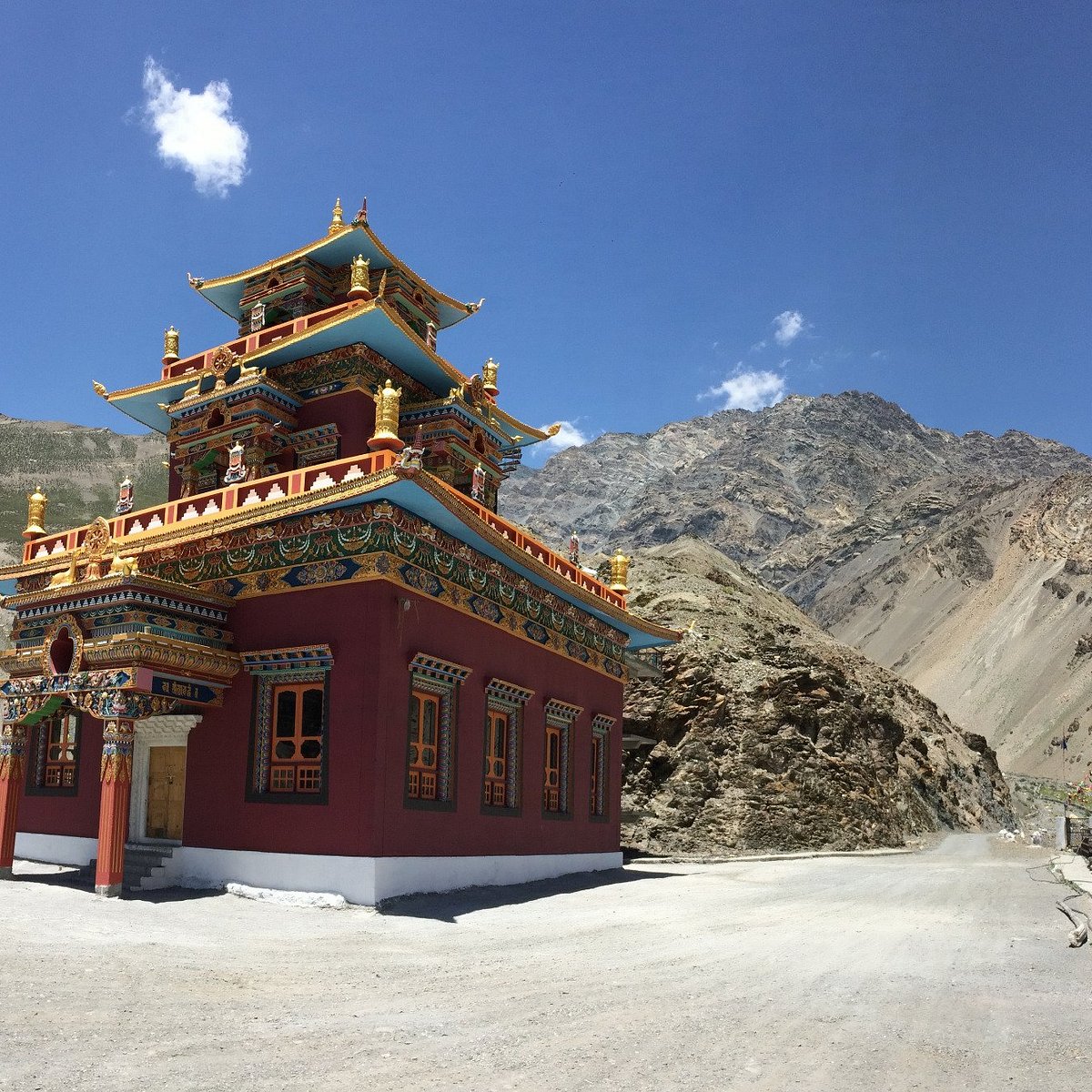 Gue Monastery Spiti Valley with mountains