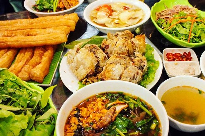 Haiphong street food stalls with local dishes