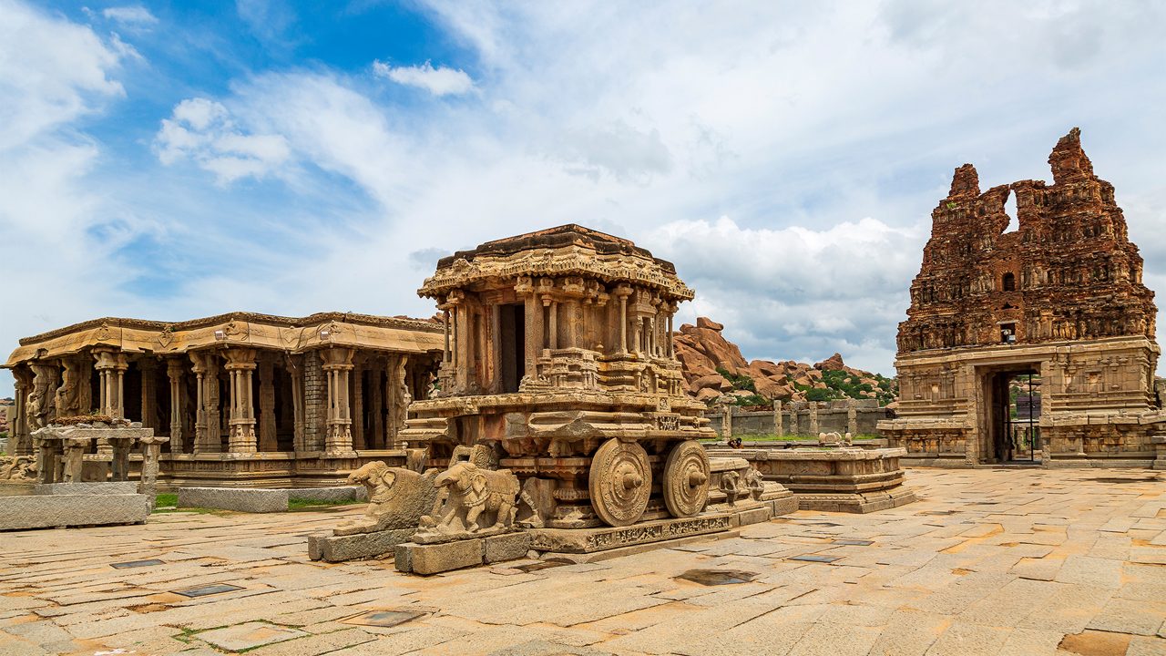 Stone chariot at Vittala Temple Hampi
