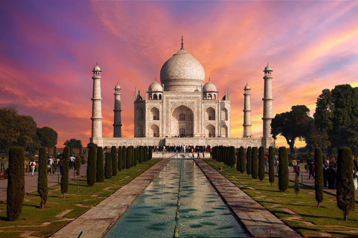 Taj Mahal as a major historical place in India