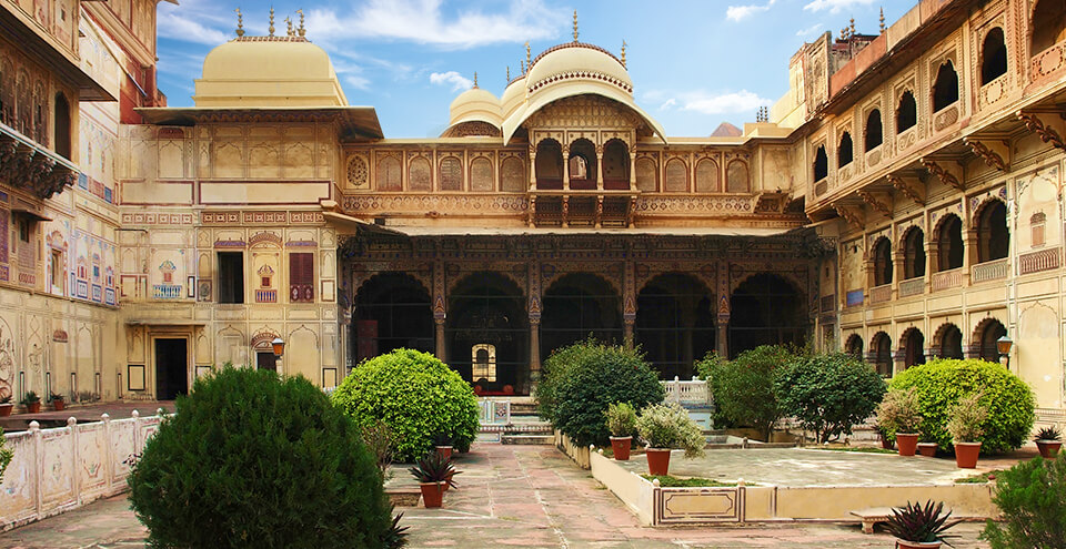 Palace courtyard and arches in Rajasthan