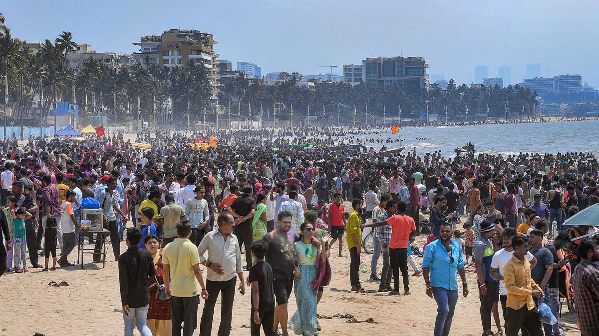 Holi celebration near Mumbai beach