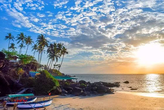 Couple beach honeymoon in India during March