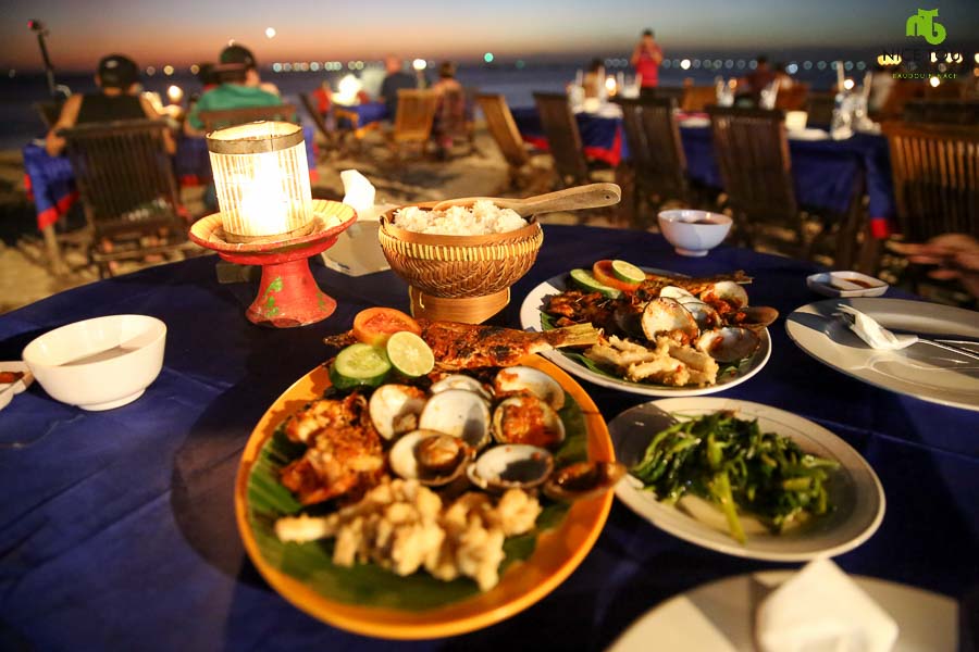 Candlelight honeymoon dinner setup at Bali resort