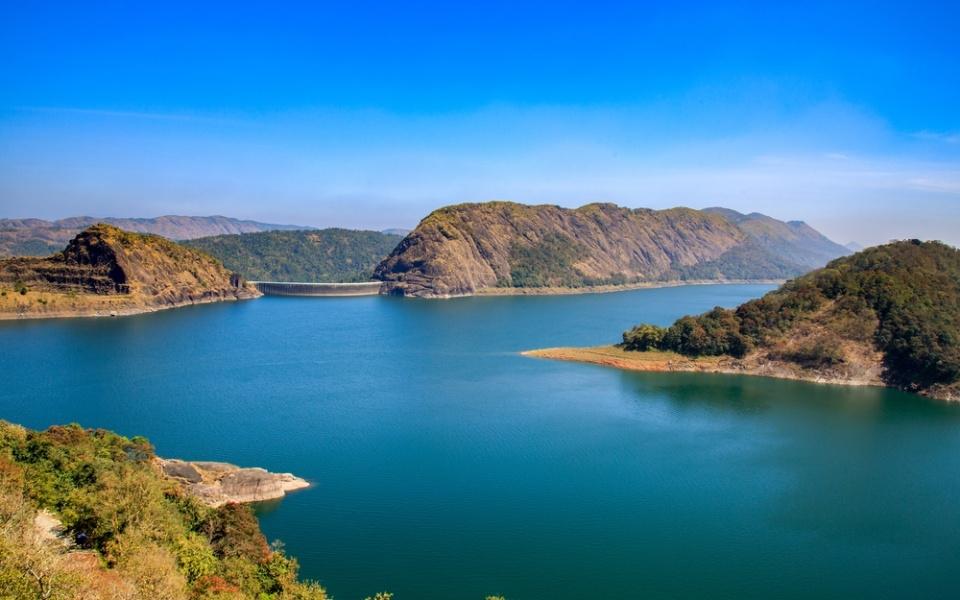 Idukki Reservoir scenic view from arch dam