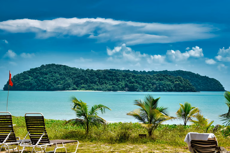 Interview Island pristine beach