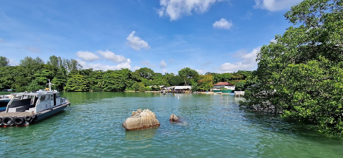 Pulau Ubin Kampong Village Singapore