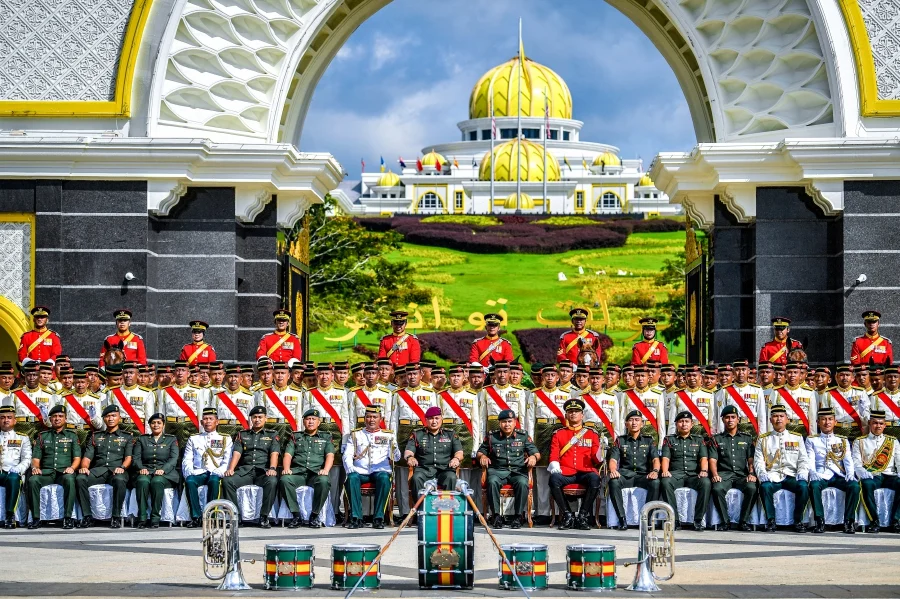Changing of the Guards ceremony at Istana Negara