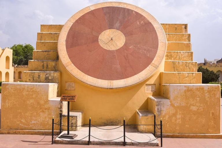 Historical significance of Jantar Mantar Delhi with ancient stone structures