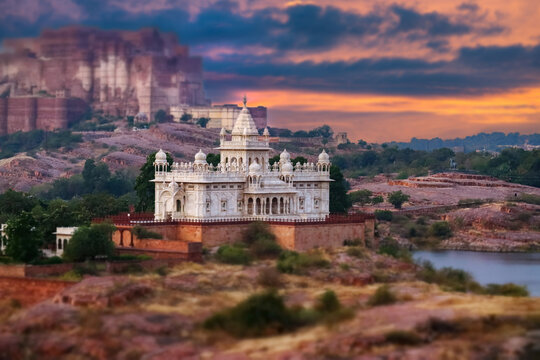 Sunset view of Jaswant Thada