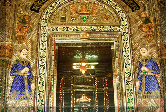 Kanch Mandir Mirror Work Detail
