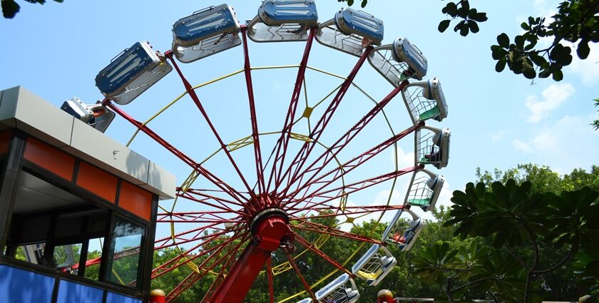 Adventure rides at Kankaria Carnival