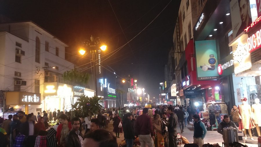 Evening Shopping in Karol Bagh