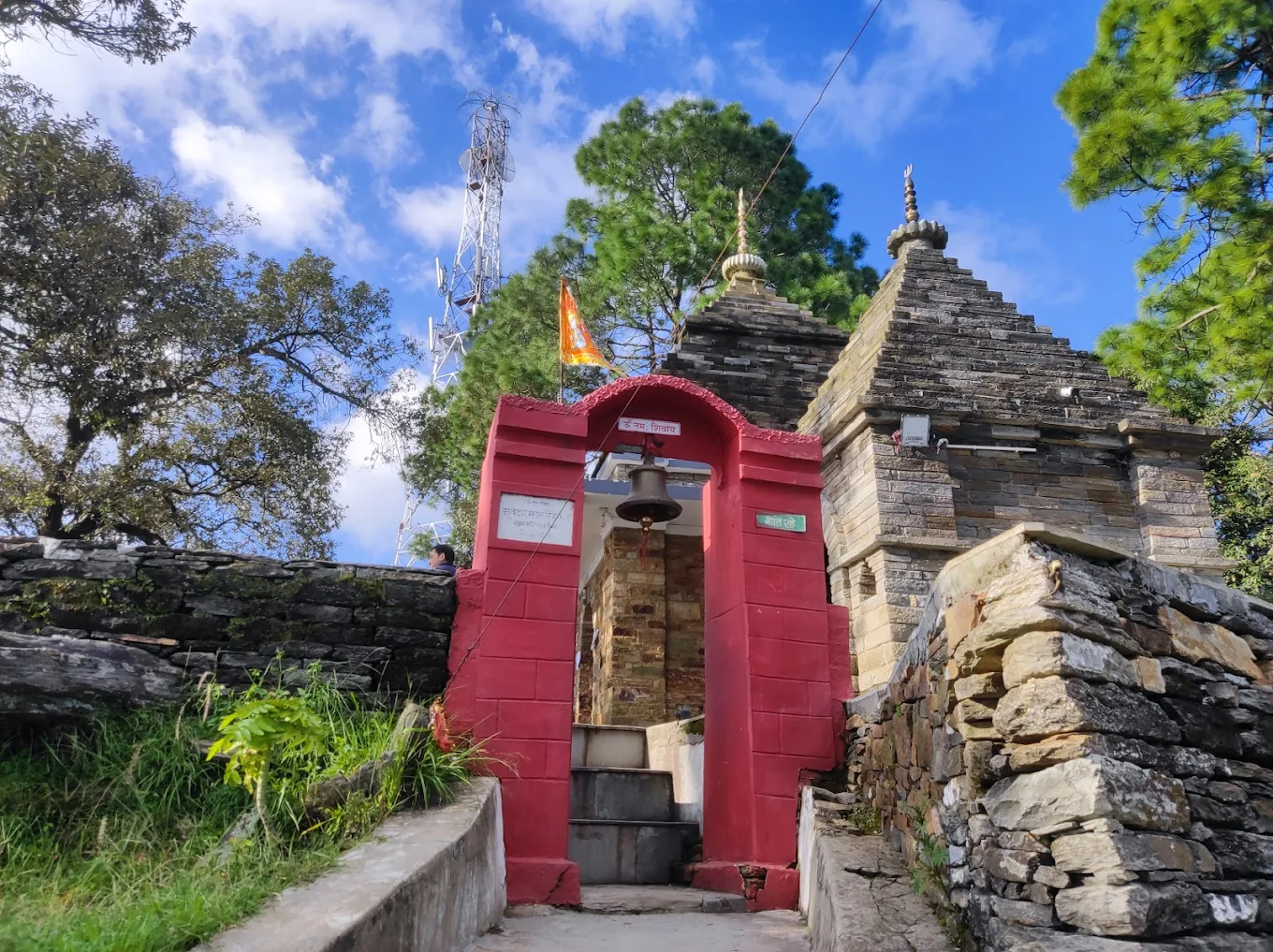 Family checklist and first-time planning tips for Kasar Devi Temple visit