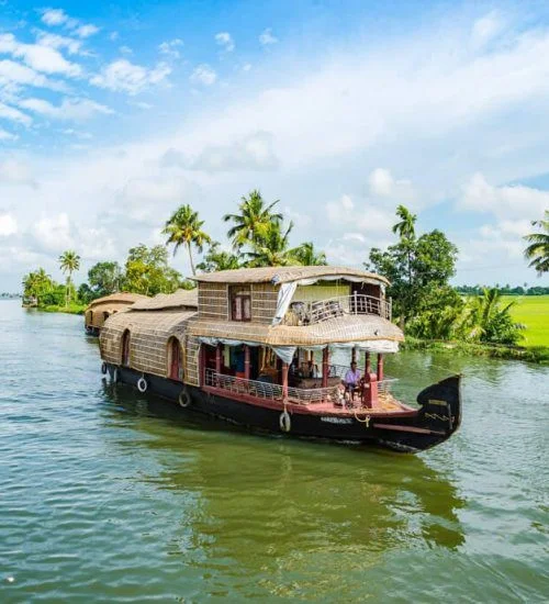 Houseboat in Alleppey backwaters Kerala