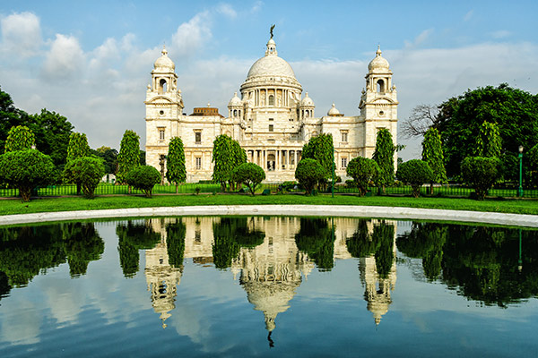 Morning cityscape near Kolkata heritage district
