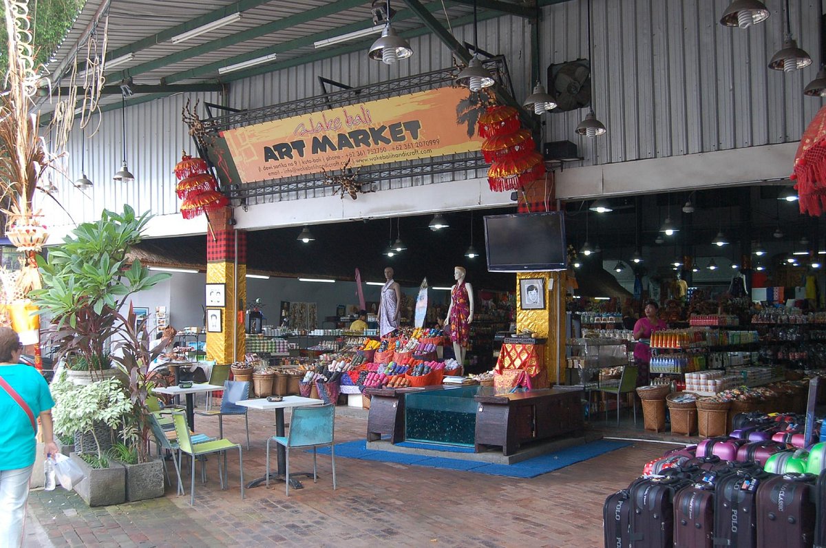 Kuta Art Market entrance