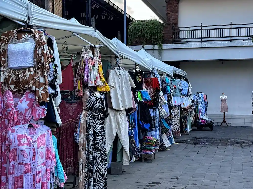 Clothing and textiles at Kuta Art Market