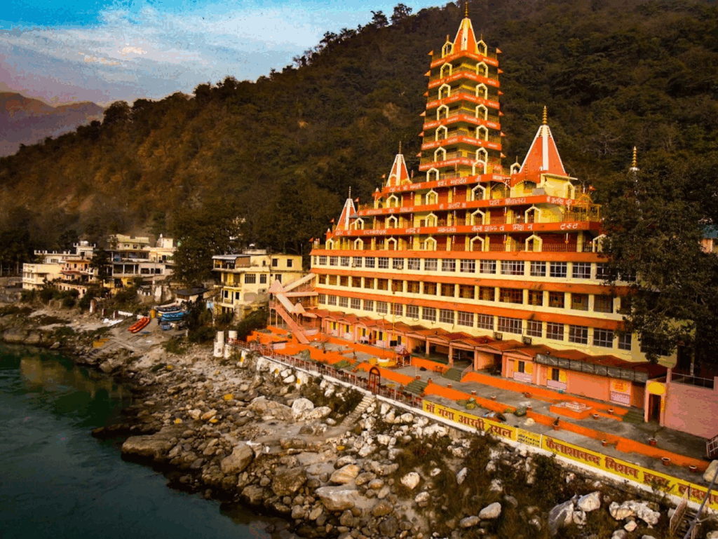 Nearby activities and riverfront experiences near Lakshman Jhula