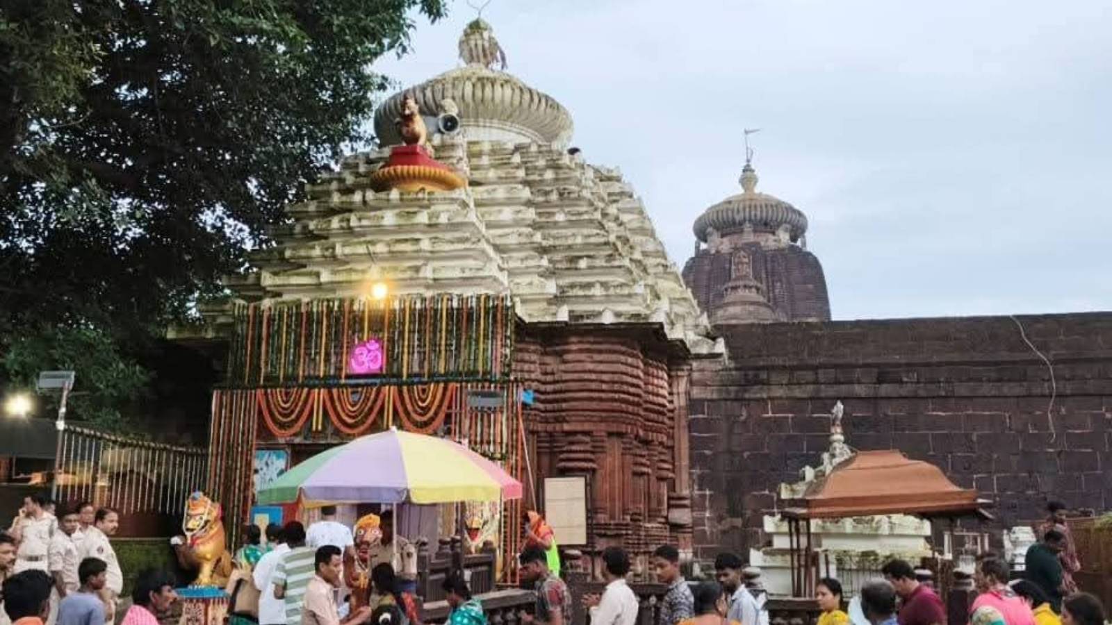 Lingaraj Temple morning aarti - Best time to visit