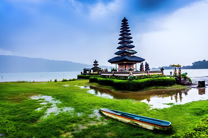 Scenic inland and coastal attractions near Lovina in North Bali