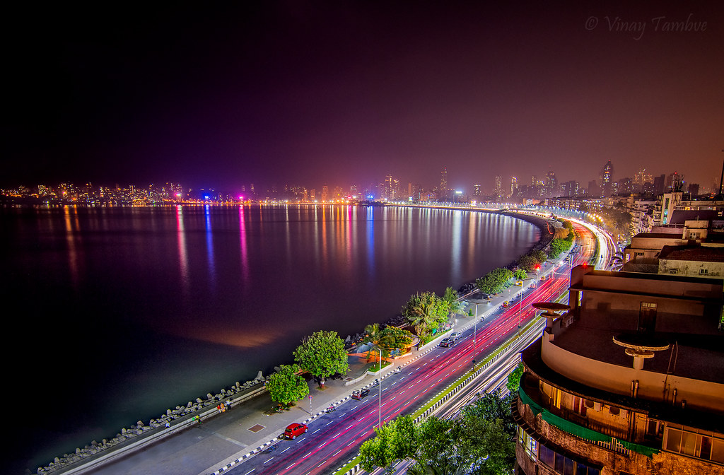 Queen's Necklace night lights at Marine Drive Mumbai