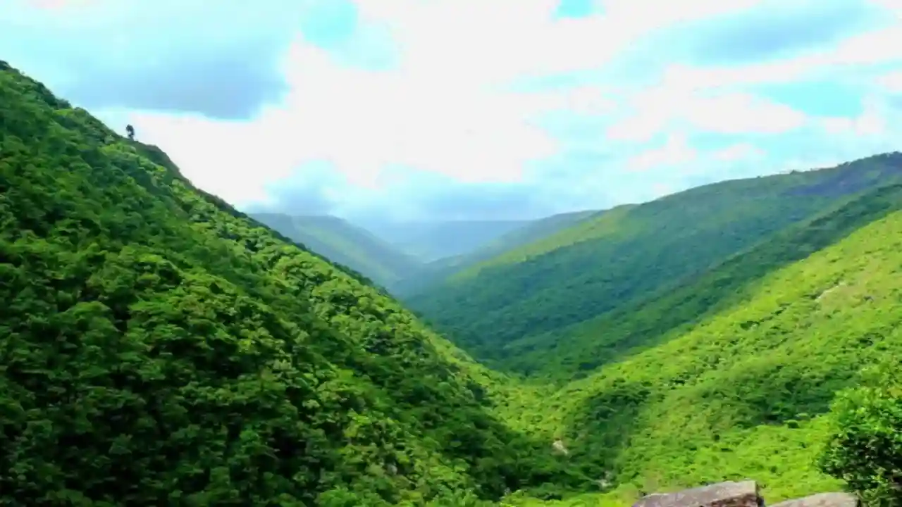Adventure zip-lining activity near Mawkdok Dympep Valley Viewpoint