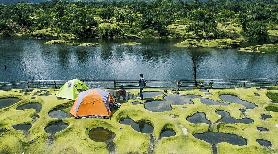 Mawlyngbna Village scenic overview