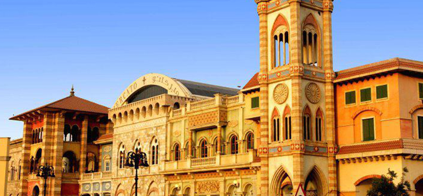 European-style architecture inside Mercato Mall Dubai