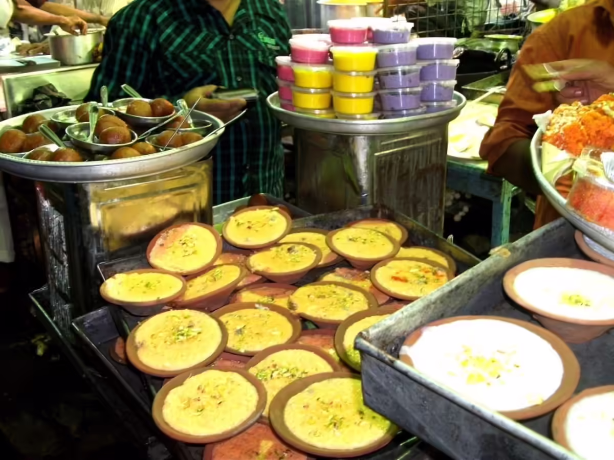 Mohammed Ali Road food street at night with stalls and crowds